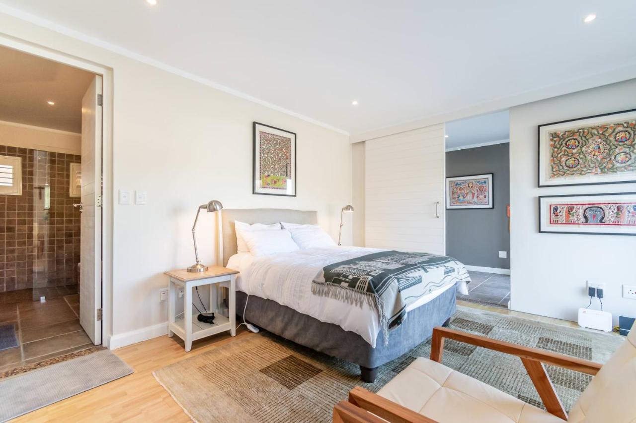 Trendy Get-Away On The Canals, Thesen Islands Knysna Esterno foto