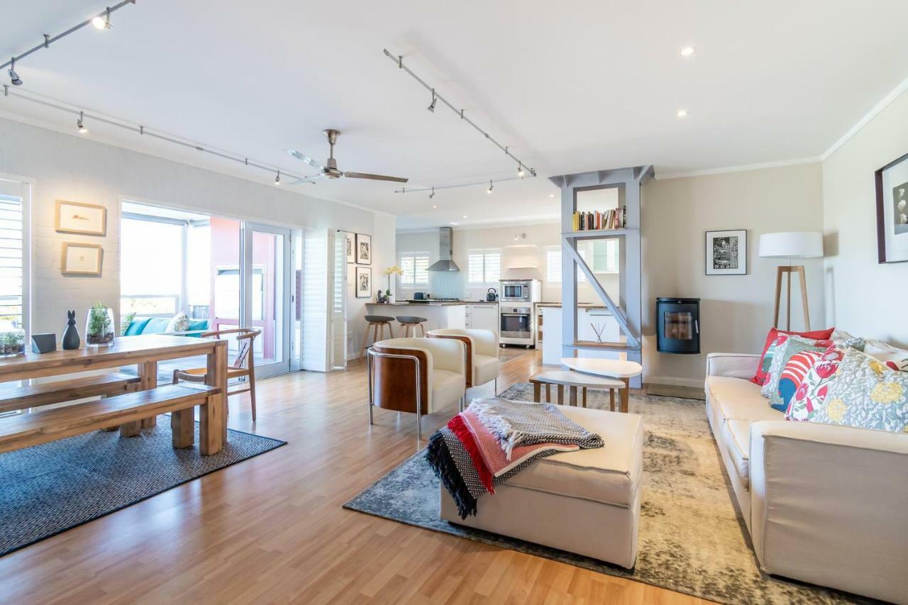 Trendy Get-Away On The Canals, Thesen Islands Knysna Esterno foto