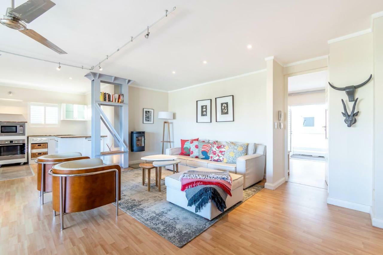 Trendy Get-Away On The Canals, Thesen Islands Knysna Esterno foto